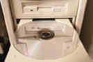        CD-ROM  (Compact Disc - Read Only Memory)